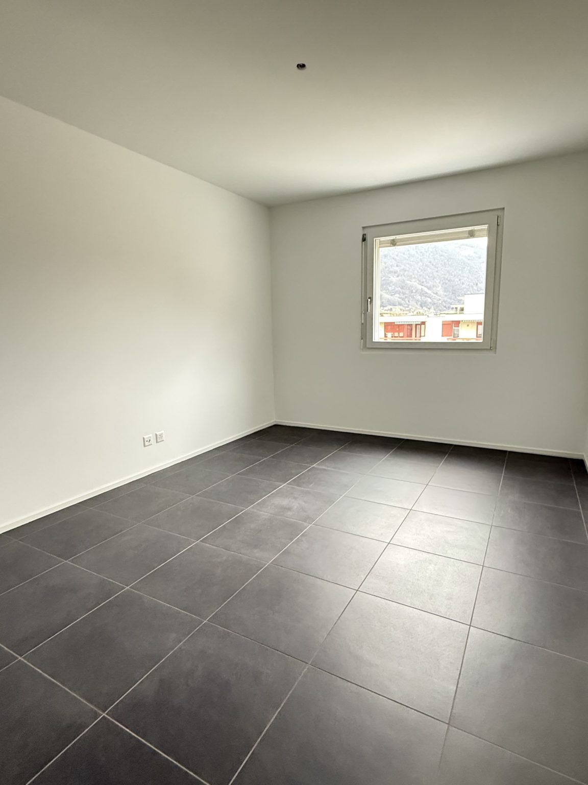 Bellinzona - affittasi elegante appartamento 3.5 locali